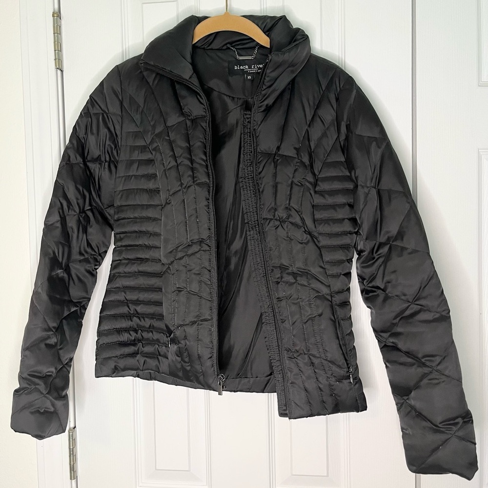 Women’s BLACK RIVET Black Puffer Jacket Size XS